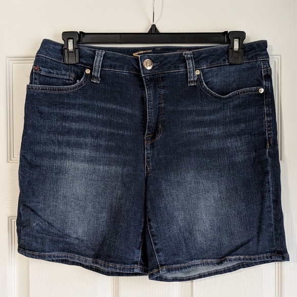 Seven7 Pants - Seven7 Dark Denim Shorts Size 10